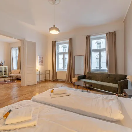 Felizitas Apartment I Levestate