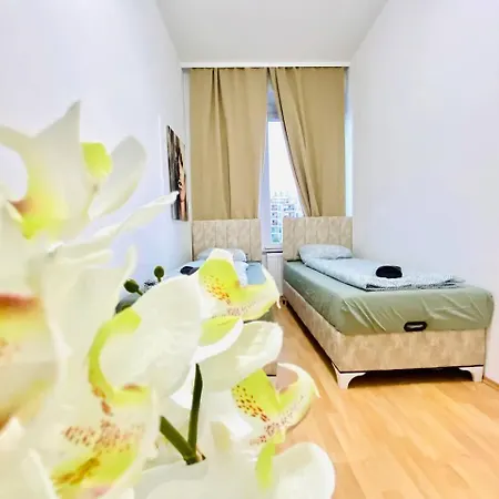 Comfortable Room In The 23Rd District Of Vienna Fr4