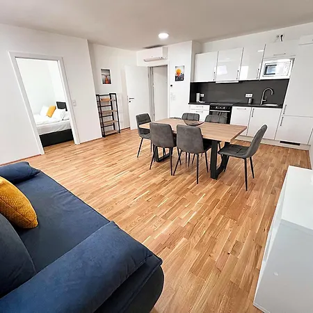 Modern, New, Next To Metro - Gg13 Apartments Vienna