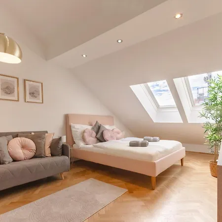 Stylish I 5 Minutes To U1 Reumannplatz I 15 Min To City Center
