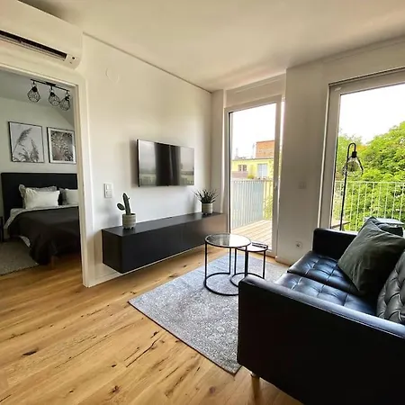 Rooftop Apartment With Terrace & Ac - Self Check-In