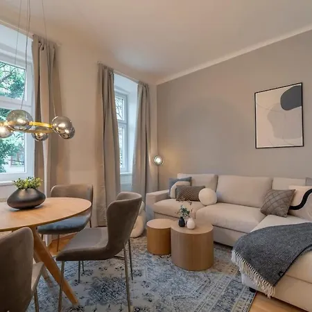 Josef'S Home I Premium Apartment I Modern & Urban