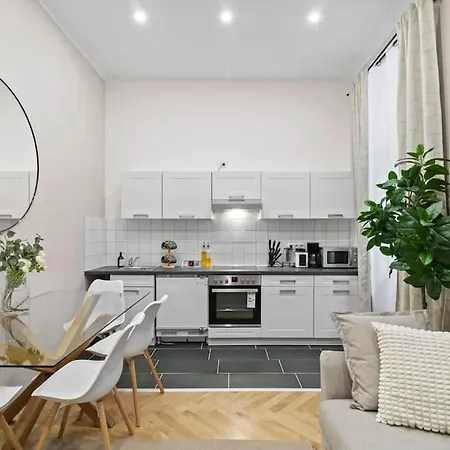 Ferienwohnung Next To Mariahilferstrasse I Bars, Cafe I Fast Wifi