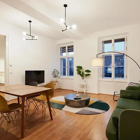 Premium Apartments Near Naschmarkt In Central Wien 24H Check-In
