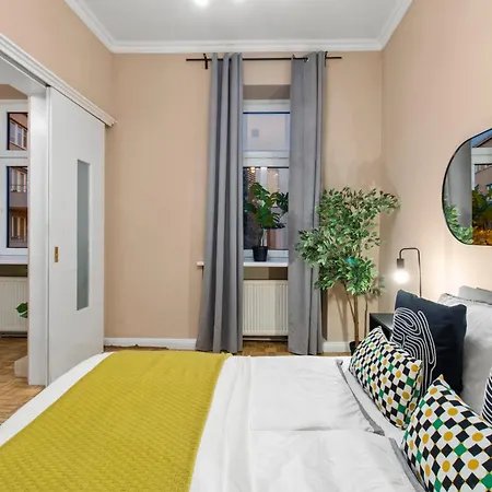 Chic Vienna Apartment