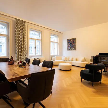 Grand Suite In The Heart Of Vienna