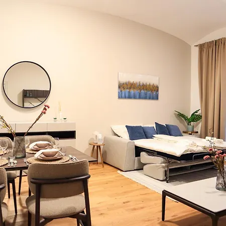 Apartment Comfort - With Aircondition!