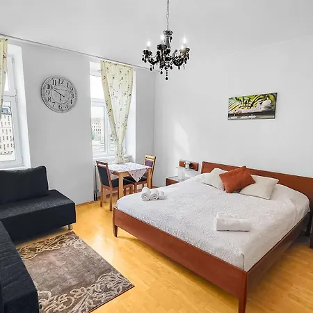 Spacious Three-Bedroom, Three King-Size Beds