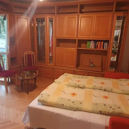Wolfs Balkonruhe 8P 3Br Zentral Apartment