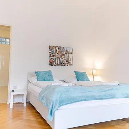 Amazing 2Br City Stay, Wiener Stadthalle