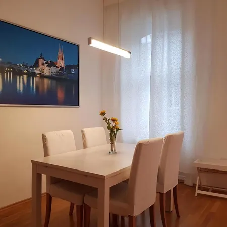 72M2 Optimal F Miete Bis Max, 6 Mon, Direkt Bei U6 Apartment