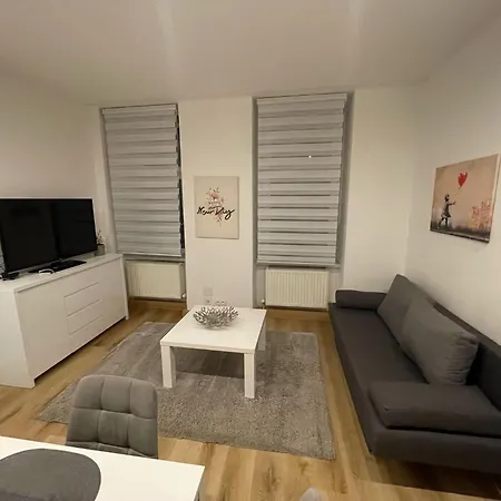 Modernes 60M2 Erdgeschoss Apartment Mit Gartenblick - Hundefreundlich Naehe Westbahnhof T5