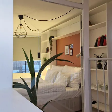 Drews Shelter - Charming Apartment