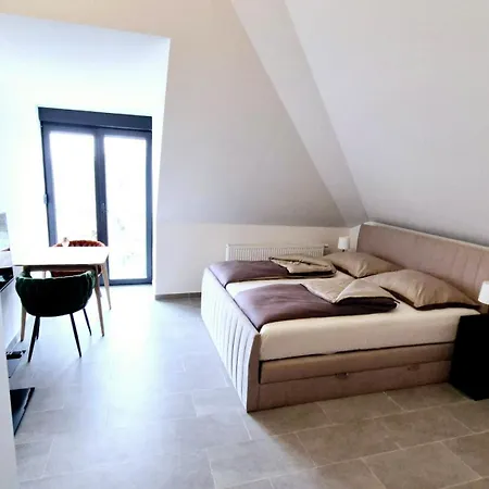Moderne Apartments Mit Klima, Perfekter Anbindung Ins Zentrum Und Kostenlose Parkplaetze!