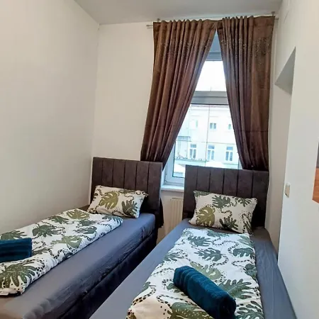 Comfortable 4Br Apt Ideal For Groups & Families