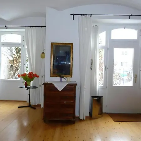 Ferienwohnung Mit Garagenplatz