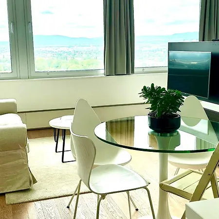 Free Car Parking Appartement- 25Min To Downtown