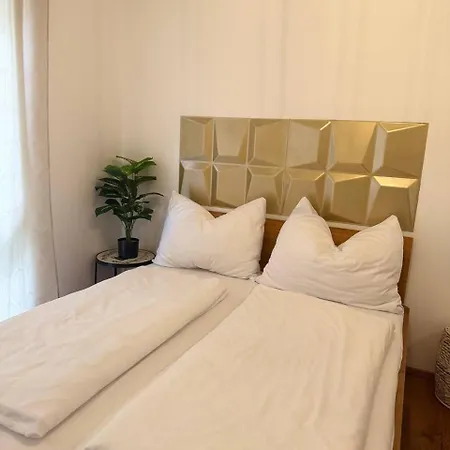 Cozy 2Br Apartment In Floridsdorf Area