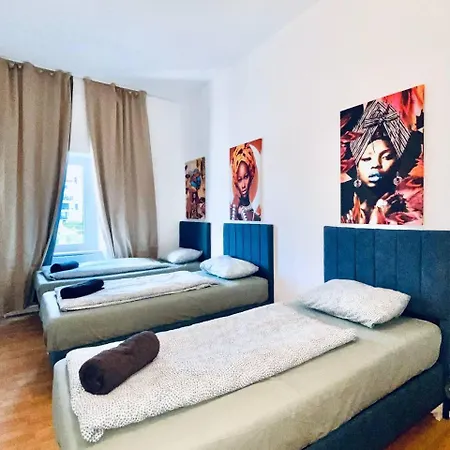 Cozy 4-Bedroom Apartment , Perfect For Groups