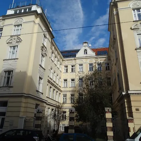 Ferienwohnung Jugendstil Garconniere