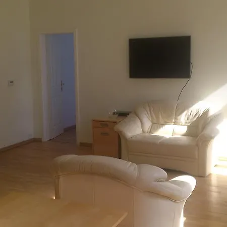 Engerthstrasse Apartment