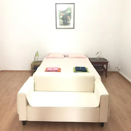 Radetzky Apartment