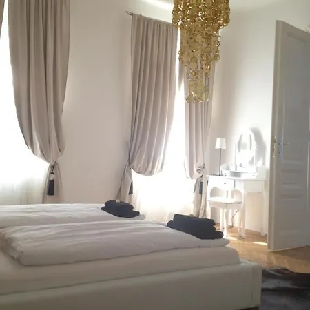 Design Apartment Schoenbrunn