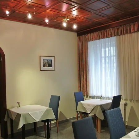 Pension Schonbrunn