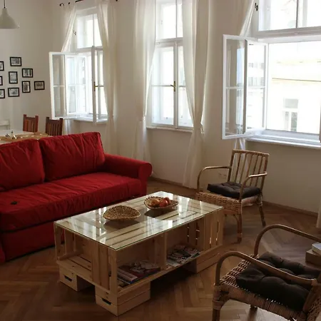 95M²-Apartment Tunnel