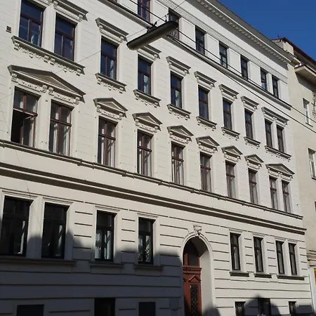 Una & Patrik Apartment