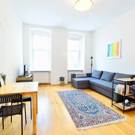 Gablenzgasse Stadthalle at Home