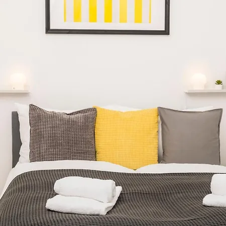 Prater Balcony Suite