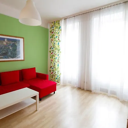 Amelie Apartment Hotel