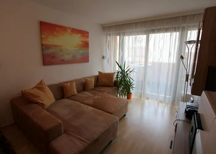 Freundliche Zentrale Wohnung Naehe Donau Kanal