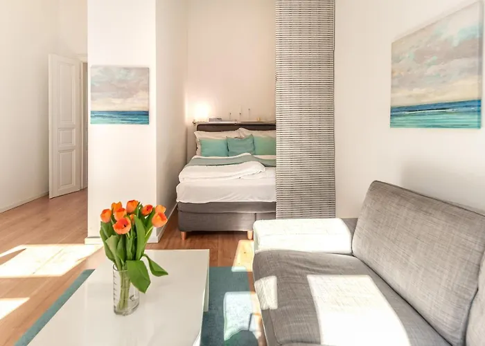 Luxurious And Bright, 5 Min To City Center