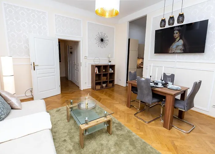 Austrian Designed Home Close To City Centre