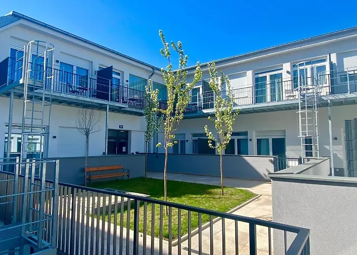 Aaa All About Apartments - Schoenbrunn
