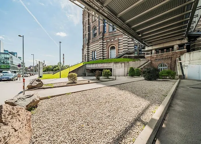 Spektakulaeres Apartment ✩ 7. Stock ✩ Kostenlose Parkgarage