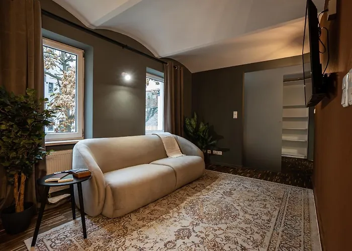 Brand-New Double Bedroom Apartment