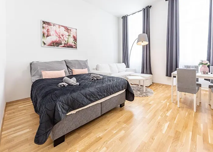 Premium City Apartment With Free Garage Parking Included! Close To Metro U2 And Vienna Congress Center!