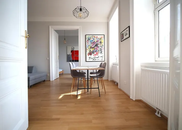 Classic, Modern & Sunny. 7Min To Vienna'S Center!