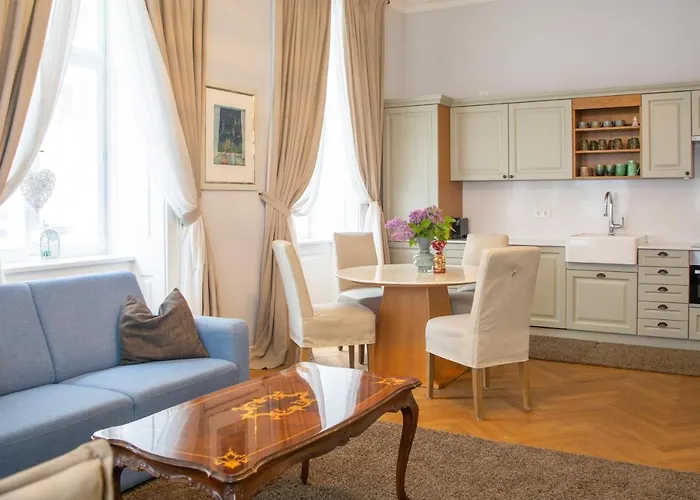 Stilvolles Apartment In Zentraler Lage