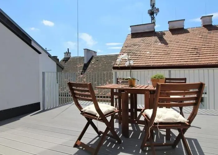 Luxury 2-Floor Rooftop Apartment With Terrace In The City Center