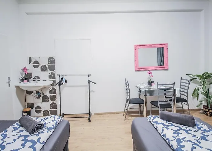 Comfort Quad Room Hn