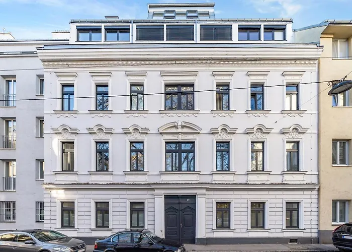 Vienna Chic Residences #King Suite #Brand New#