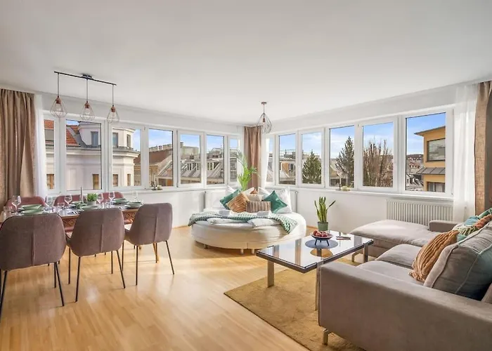Luxury Loft View - 4 Bedrooms - Gym - Near Centre - Schoenbrunn - Book Parking With Us