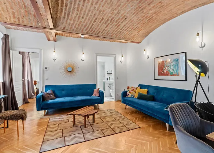 FarawayHomes Studio Vienna #B2