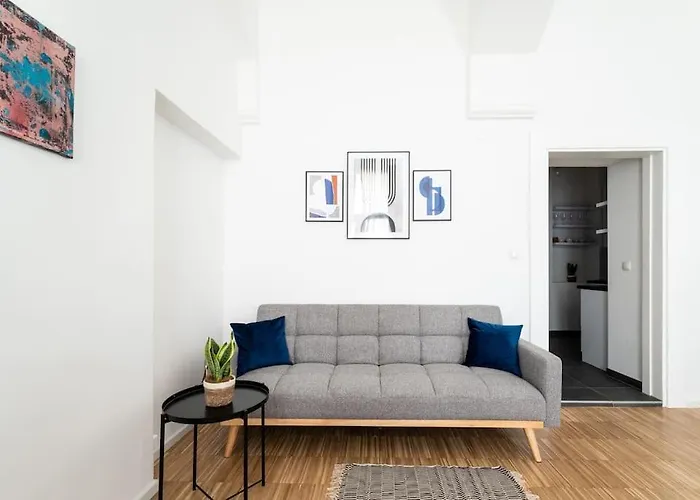 Neat Studio Steps To Center By Hm