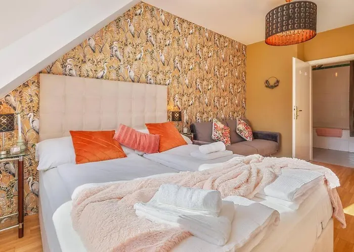 Dry Flower Apartment - 2 Bedrooms - Gym - Parking - Rooftop - New