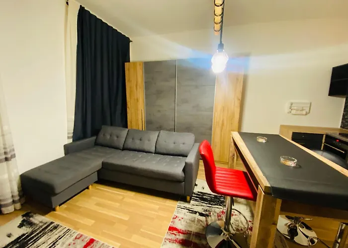 Niceapartmenthollerg.11